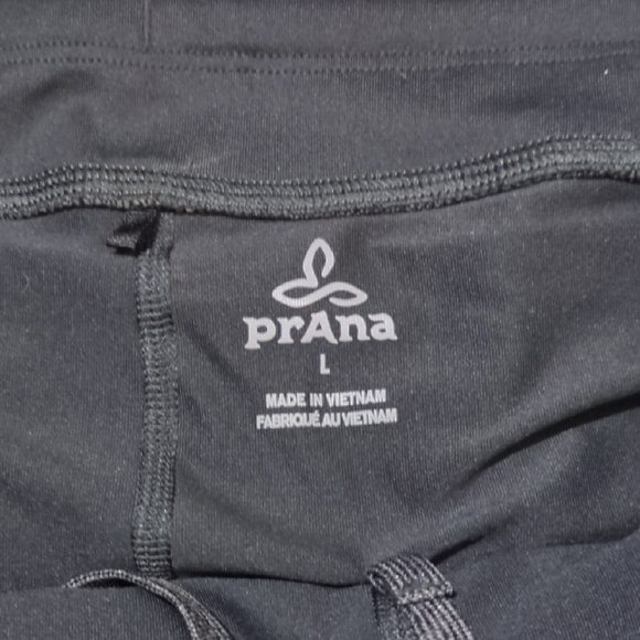 Prana Green Skort for Casual Wear - Picture 2 of 4